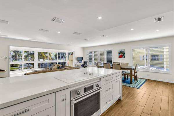 3050 NE 48th St #210, Fort Lauderdale, FL 33308