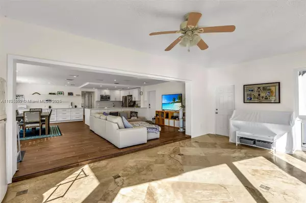 Fort Lauderdale, FL 33308,3050 NE 48th St #210