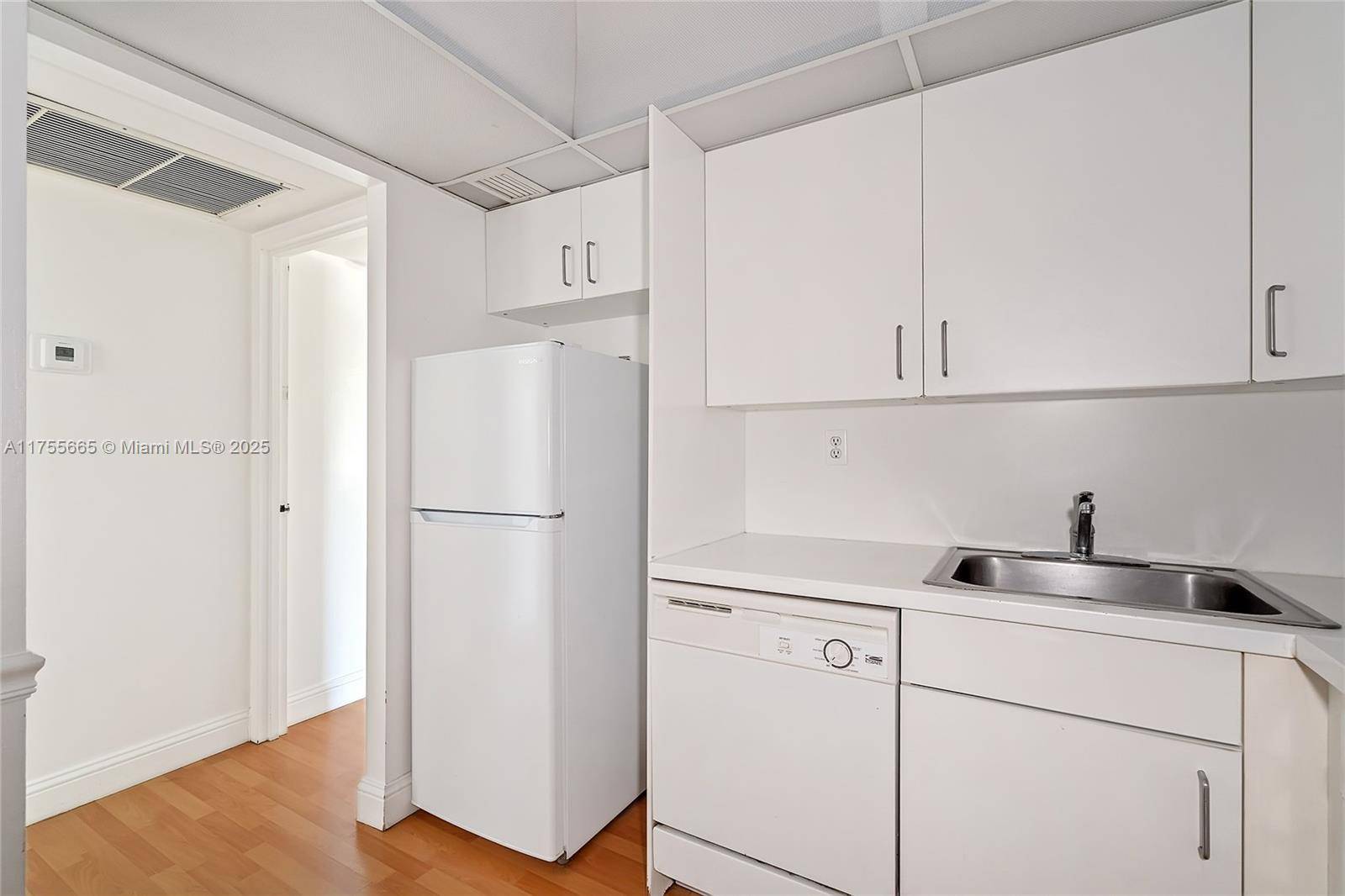 Sunny Isles Beach, FL 33160,17570 Atlantic Blvd #215