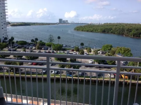 Sunny Isles Beach, FL 33160,400 Kings Point Dr #810