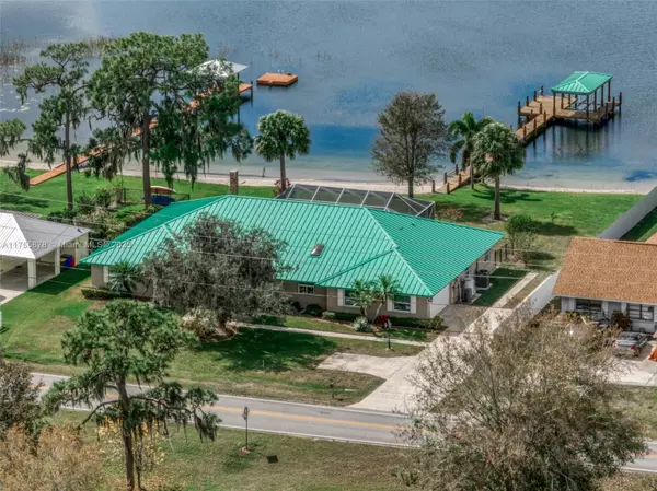 Lake Placid, FL 33852,922 Lake Drive E