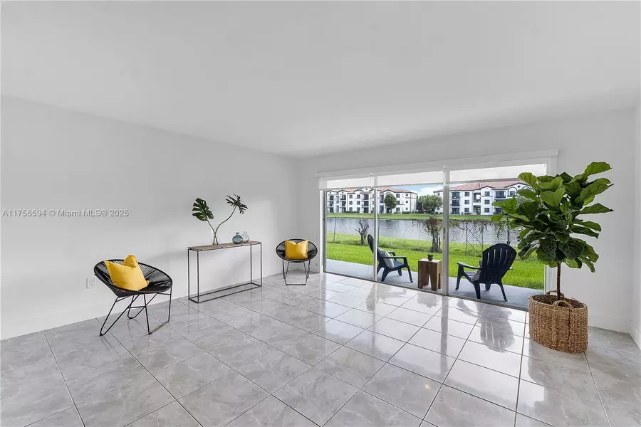 9373 Fontainebleau Blvd #K119, Miami, FL 33172