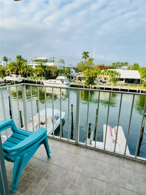 Fort Lauderdale, FL 33316,1777 SE 15th St #320