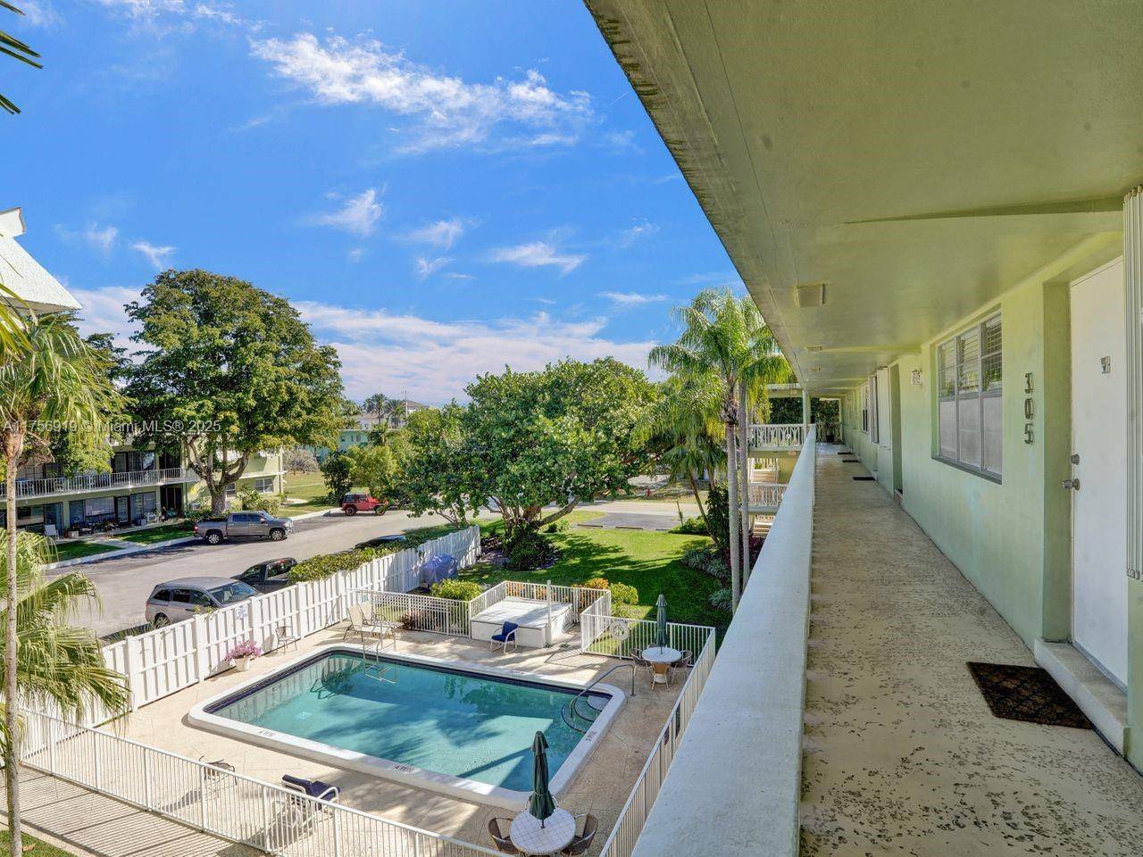 1900 NE 8th Ct #306, Fort Lauderdale, FL 33304