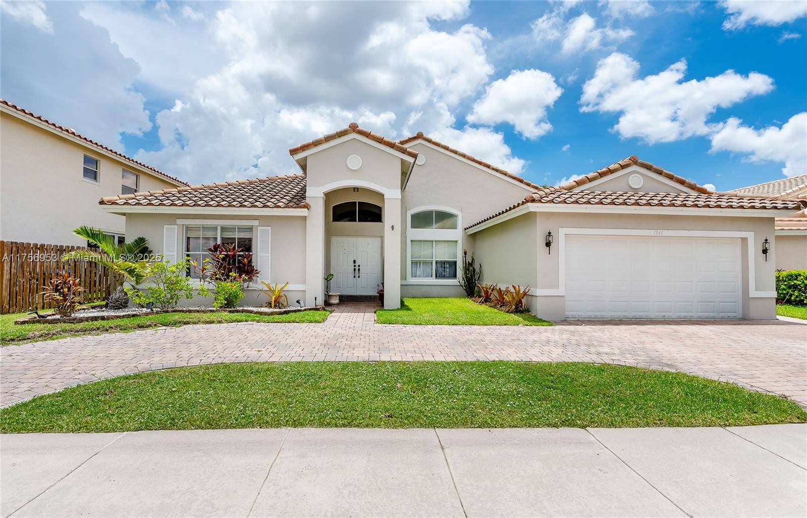 Pembroke Pines, FL 33029,1541 SW 190th Ave