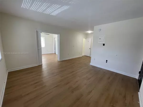 Coral Gables, FL 33134,218 Santillane Ave #8
