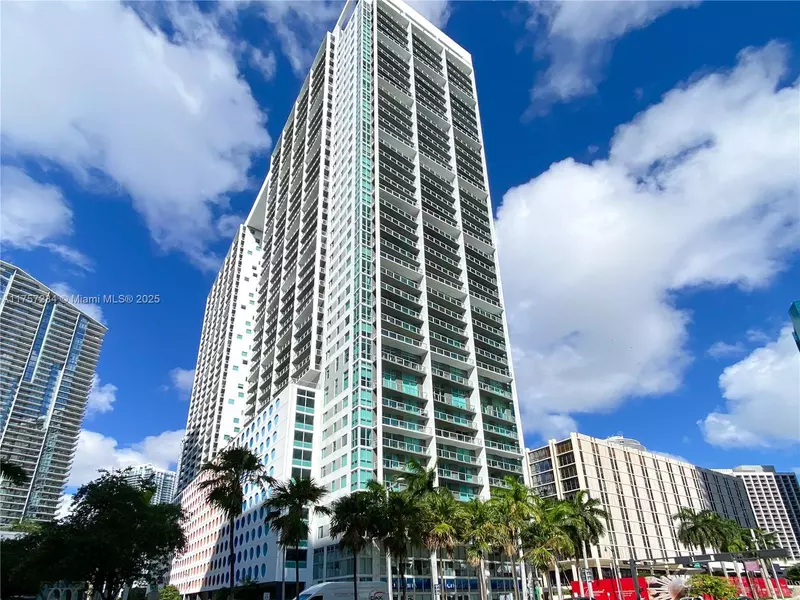 55 SE 6th St #2210, Miami, FL 33131
