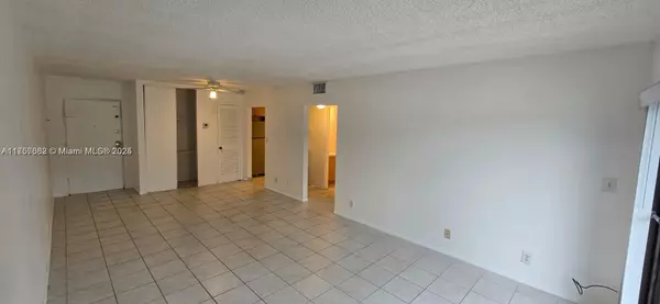Plantation, FL 33324,405 S Pine Island Rd #202D