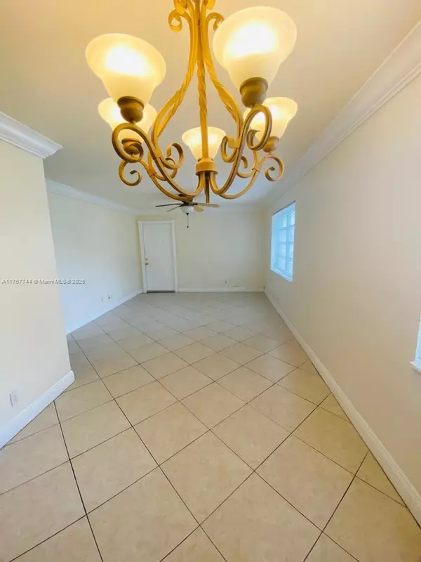 Davie, FL 33024,3777 NW 78th Ave #5E