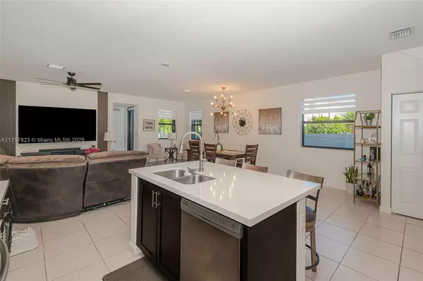 Hialeah, FL 33018,11064 W 35th Ln