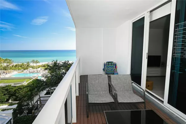 Miami Beach, FL 33139,2301 Collins Ave #921