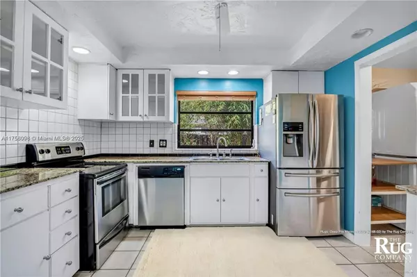 Plantation, FL 33317,5350 Balsam Ter
