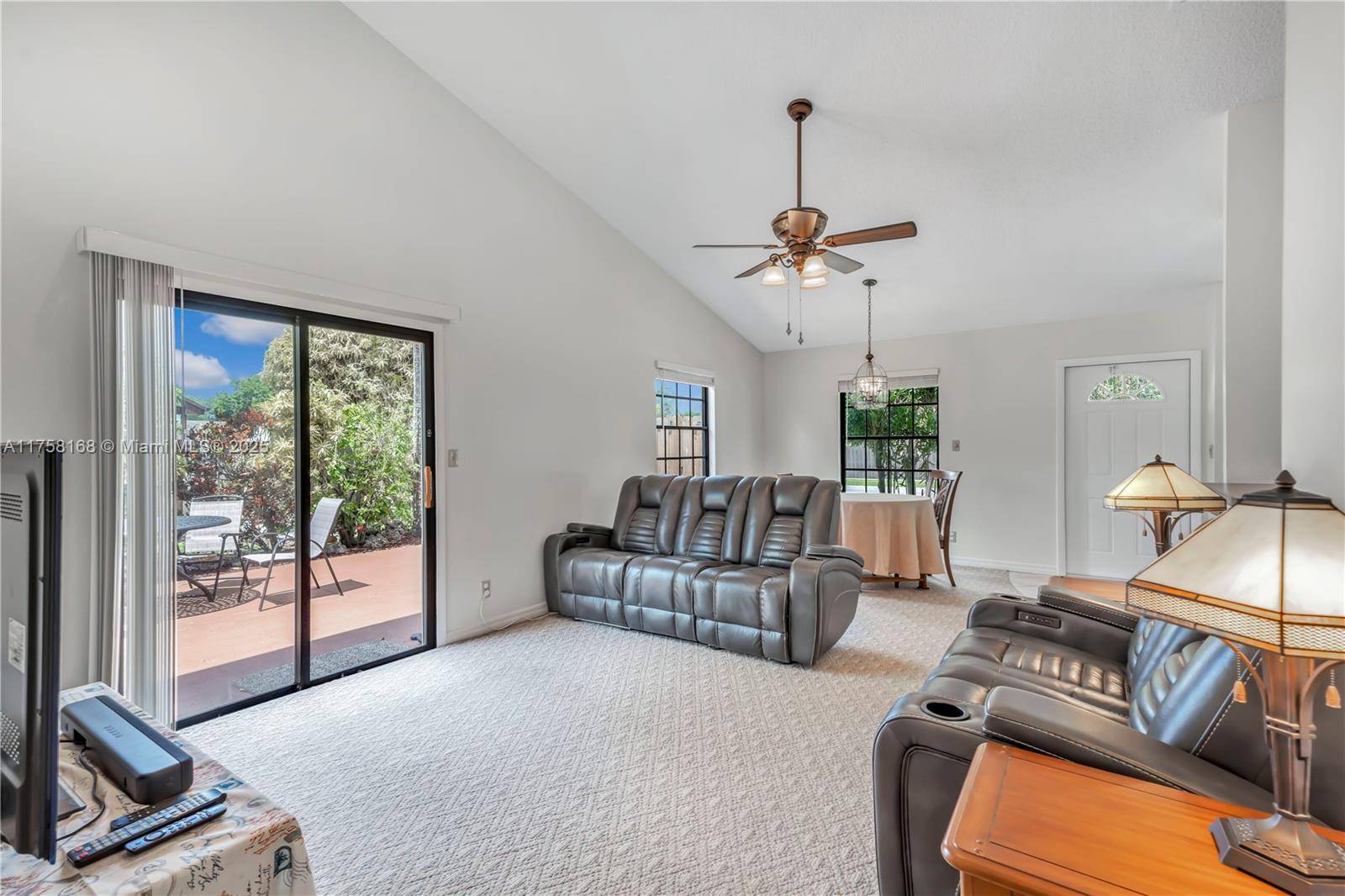 Sunrise, FL 33326,790 S Wind Cir