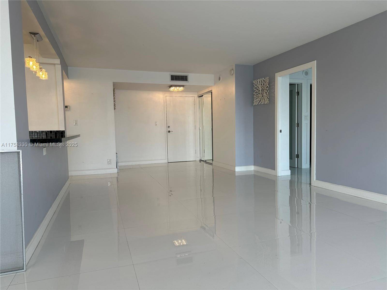 Sunny Isles Beach, FL 33160,251 174th St #501