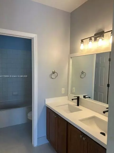 Riviera Beach, FL 33404,3181 Laurel Ridge Cir