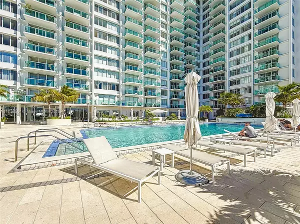 Miami Beach, FL 33139,1000 West Ave #1409