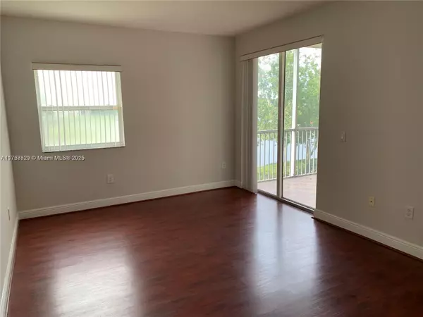 Doral, FL 33178,10730 NW 66th St #203