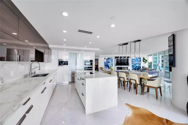 Miami, FL 33129,2127 Brickell Ave #801