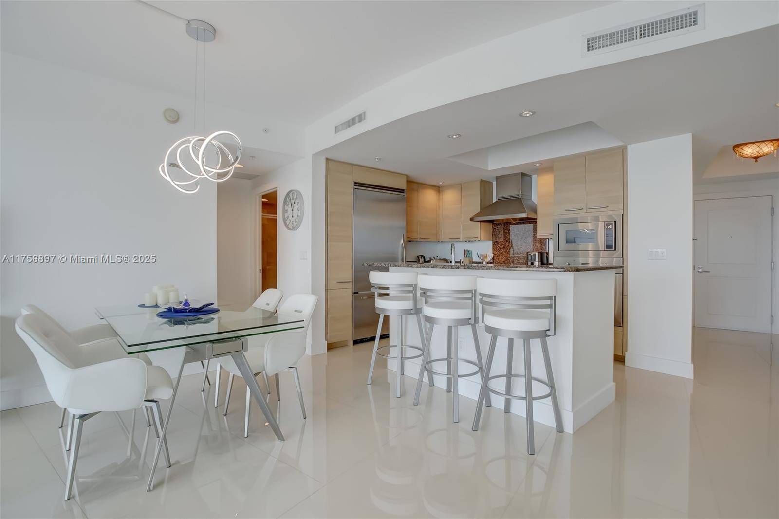 Pompano Beach, FL 33062,1 N Ocean Blvd #1012