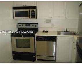 1455 N Treasure Dr #4O, North Bay Village, FL 33141