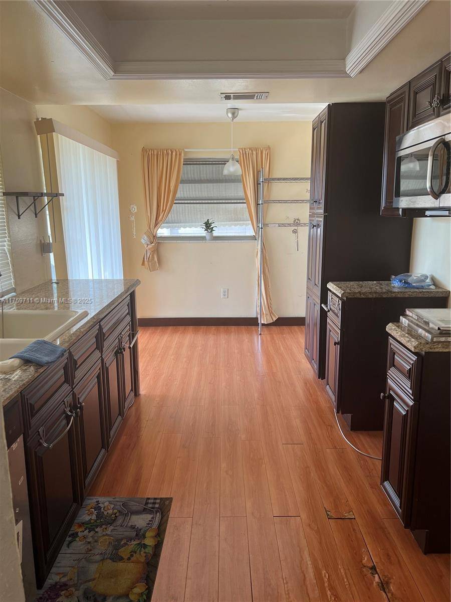 Lauderhill, FL 33313,2691 NW 43rd Ter
