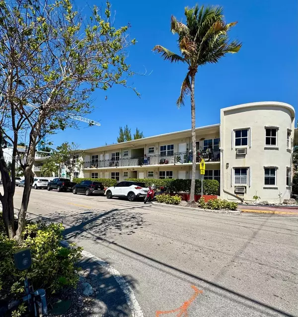 Miami Beach, FL 33141,605 77th St #3