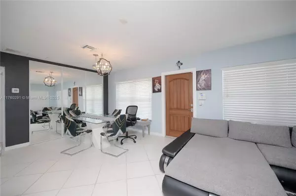 Fort Lauderdale, FL 33309,1301 NW 45th St