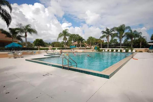 Jupiter, FL 33477,102 Seashore Dr