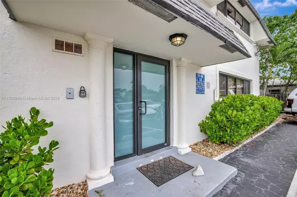 5731 NE 18 TH AVE #4, Fort Lauderdale, FL 33334