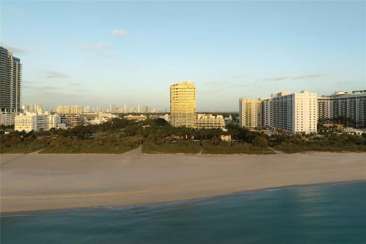 Miami Beach, FL 33139,2201 Collins Ave #2003/UPH