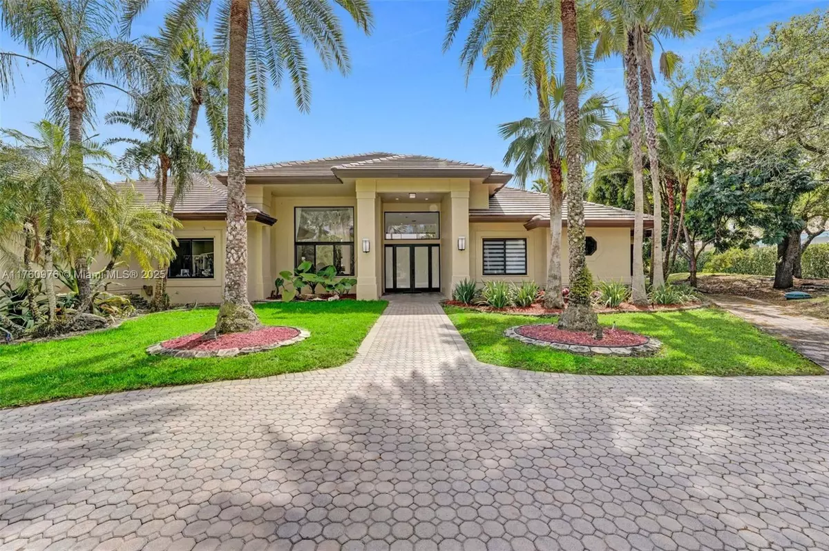 Weston, FL 33331,3320 Bridle Path Ln
