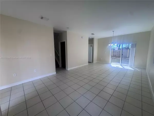 Homestead, FL 33033,4104 NE 9th St
