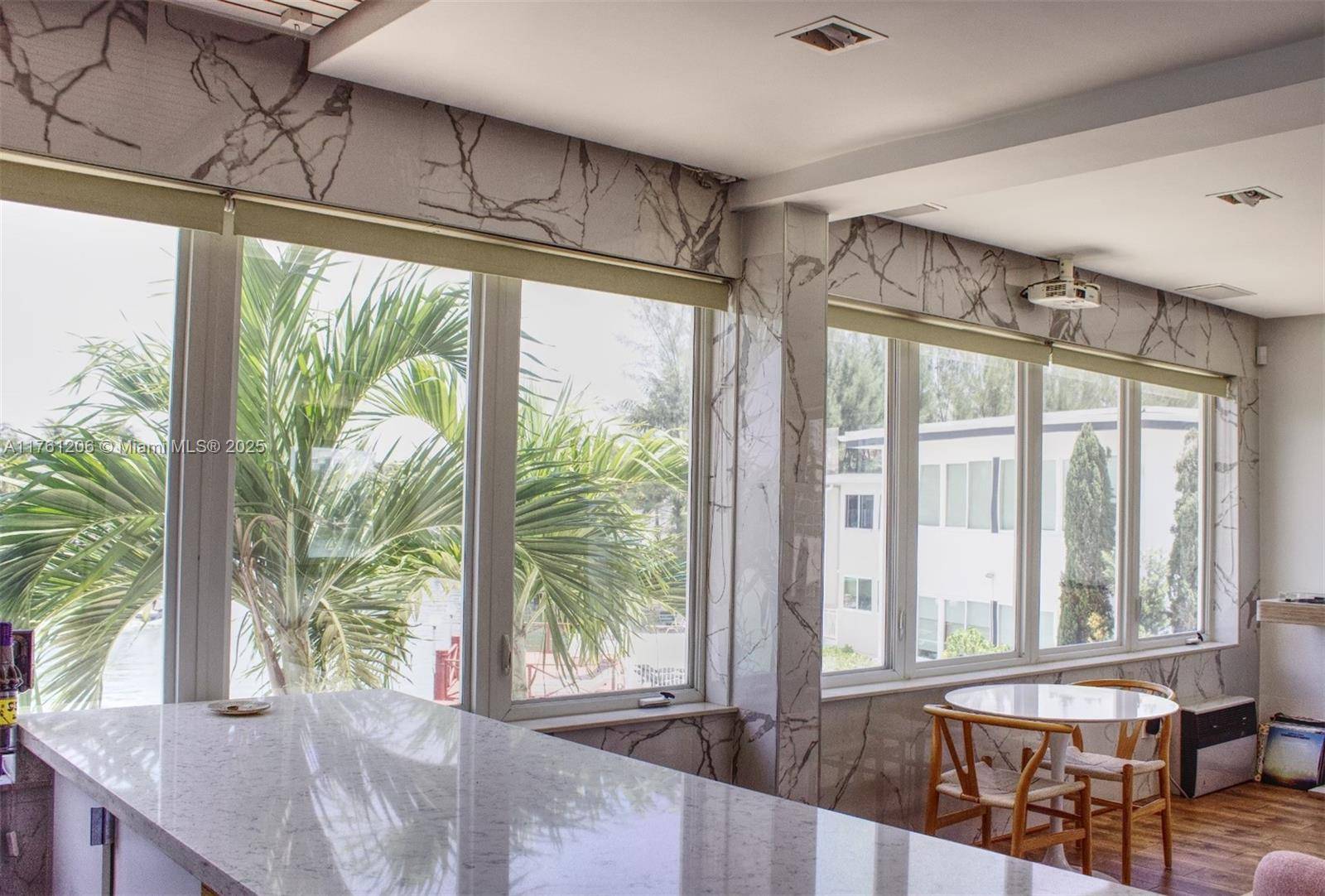 Miami Beach, FL 33140,4710 Pine Tree Dr #49