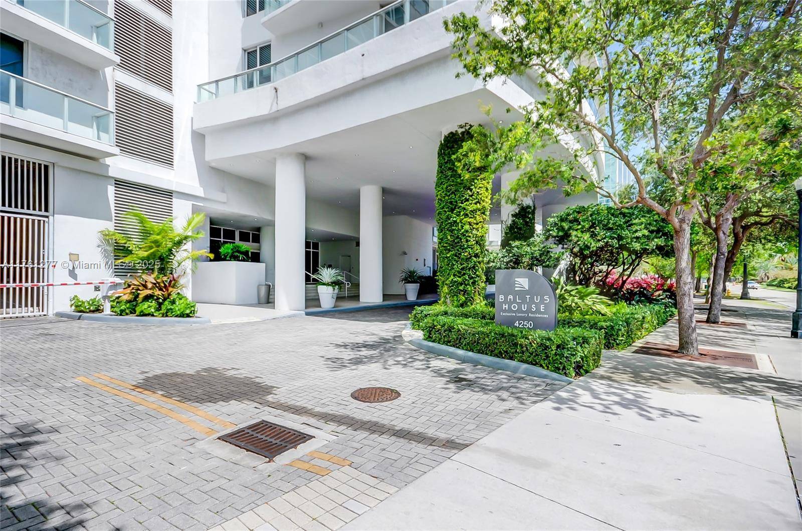 Miami, FL 33137,4250 Biscayne Blvd #918
