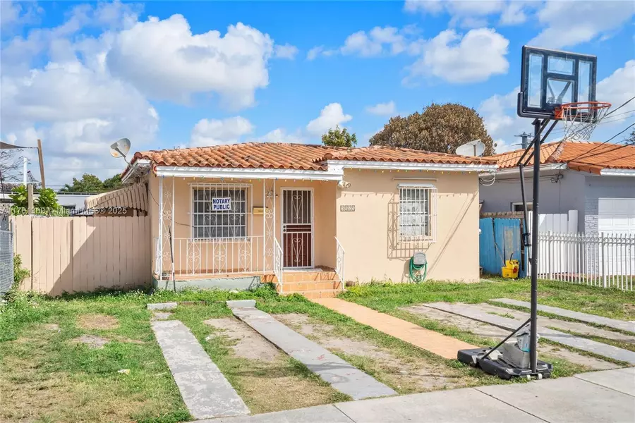 3025 NW 18th St, Miami, FL 33125