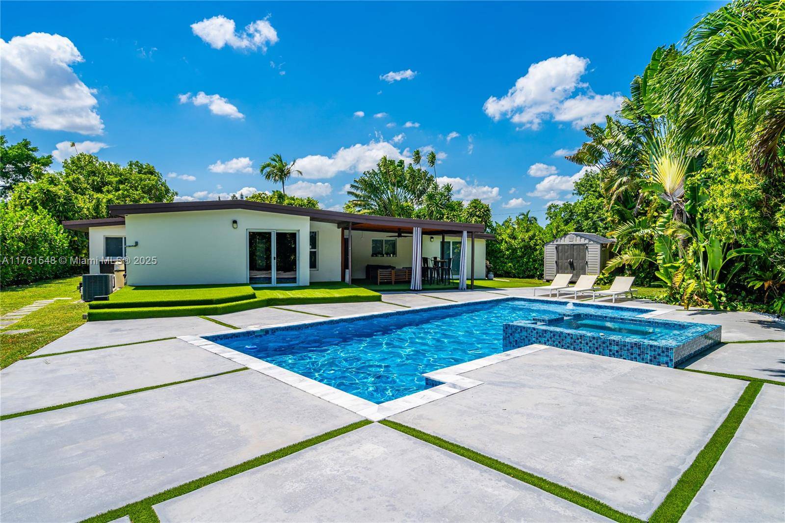 Miami, FL 33165,4651 SW 97th Ct