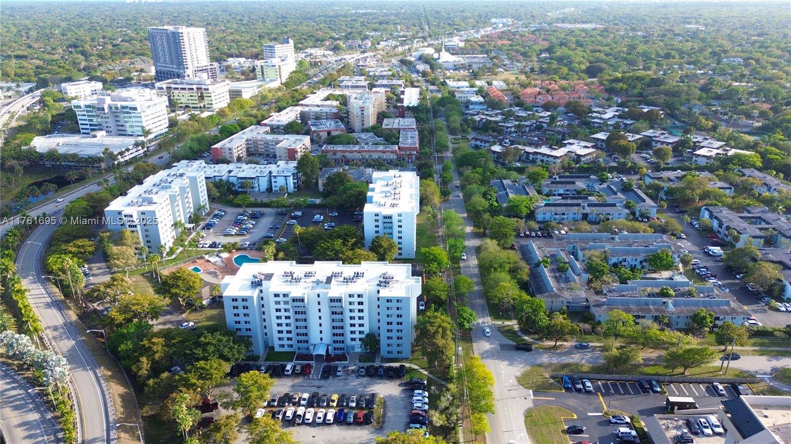 Miami, FL 33156,9125 SW 77th Ave #307