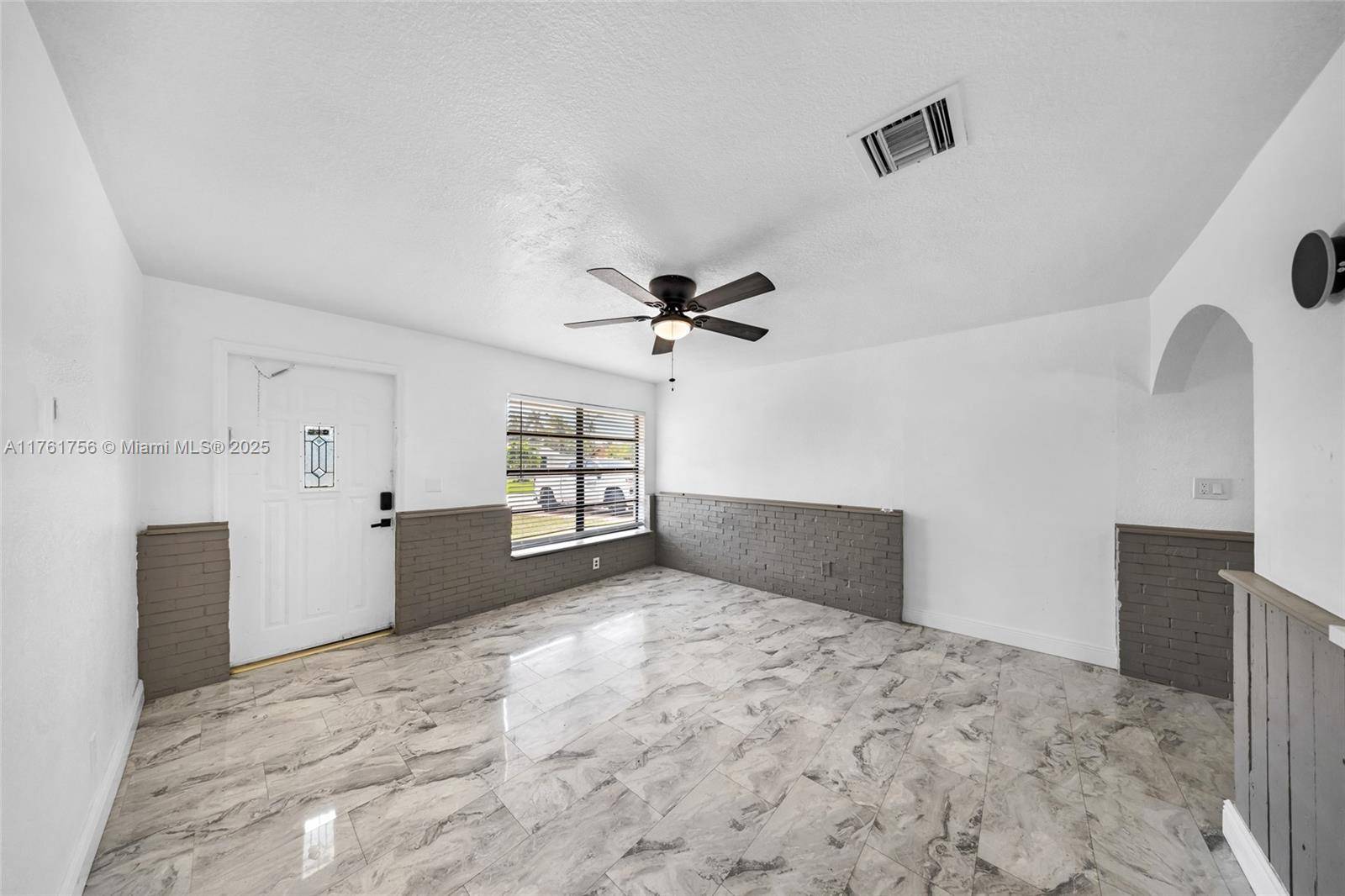 Dania Beach, FL 33314,4119 SW 49th St