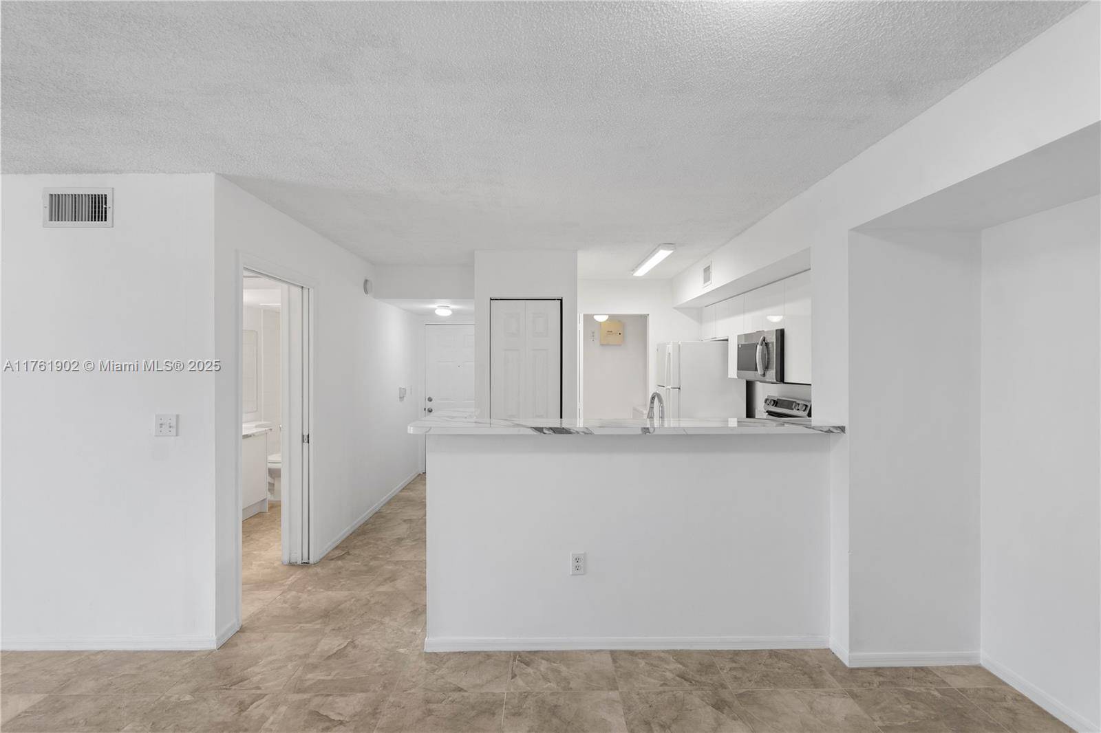 Pembroke Pines, FL 33025,11177 SW 8th St #207