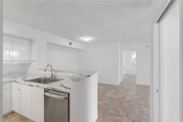Pembroke Pines, FL 33025,11177 SW 8th St #207