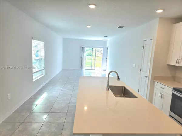 Winter Haven, FL 33881,906 Cattleman St