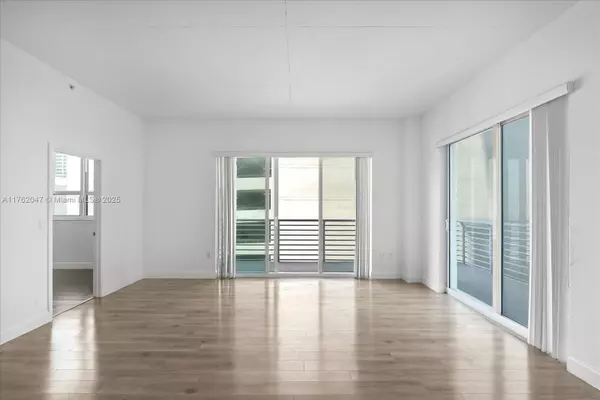 234 NE 3rd St #1002, Miami, FL 33132