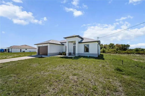 La Belle, FL 33935,7537 5th Ter
