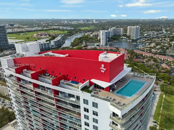 Hallandale Beach, FL 33009,2602 E Hallandale Beach Blvd #R2703