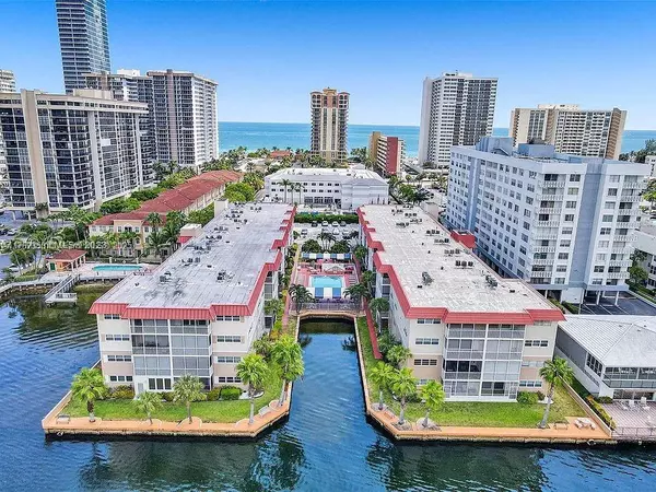 2097 S Ocean Dr #404, Hallandale Beach, FL 33009