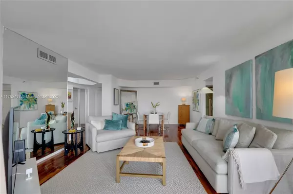 Aventura, FL 33180,3610 Yacht Club Dr #1014