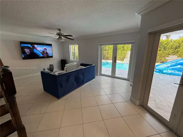 Miami Lakes, FL 33018,8771 NW 153rd Ter