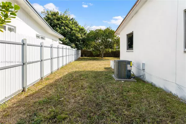 Miami, FL 33176,11532 SW 136th Ter