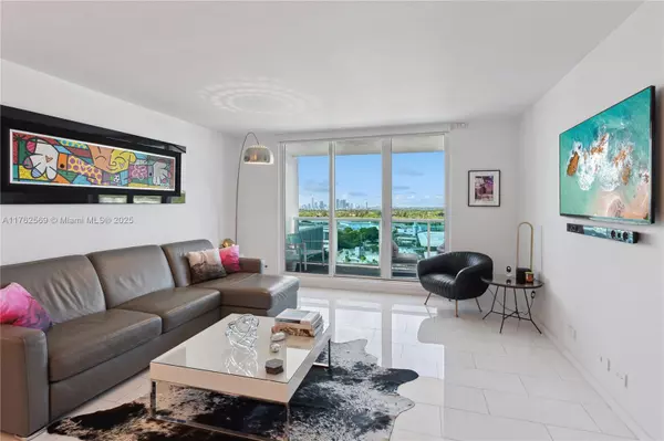 2301 Collins Ave #1234, Miami Beach, FL 33139