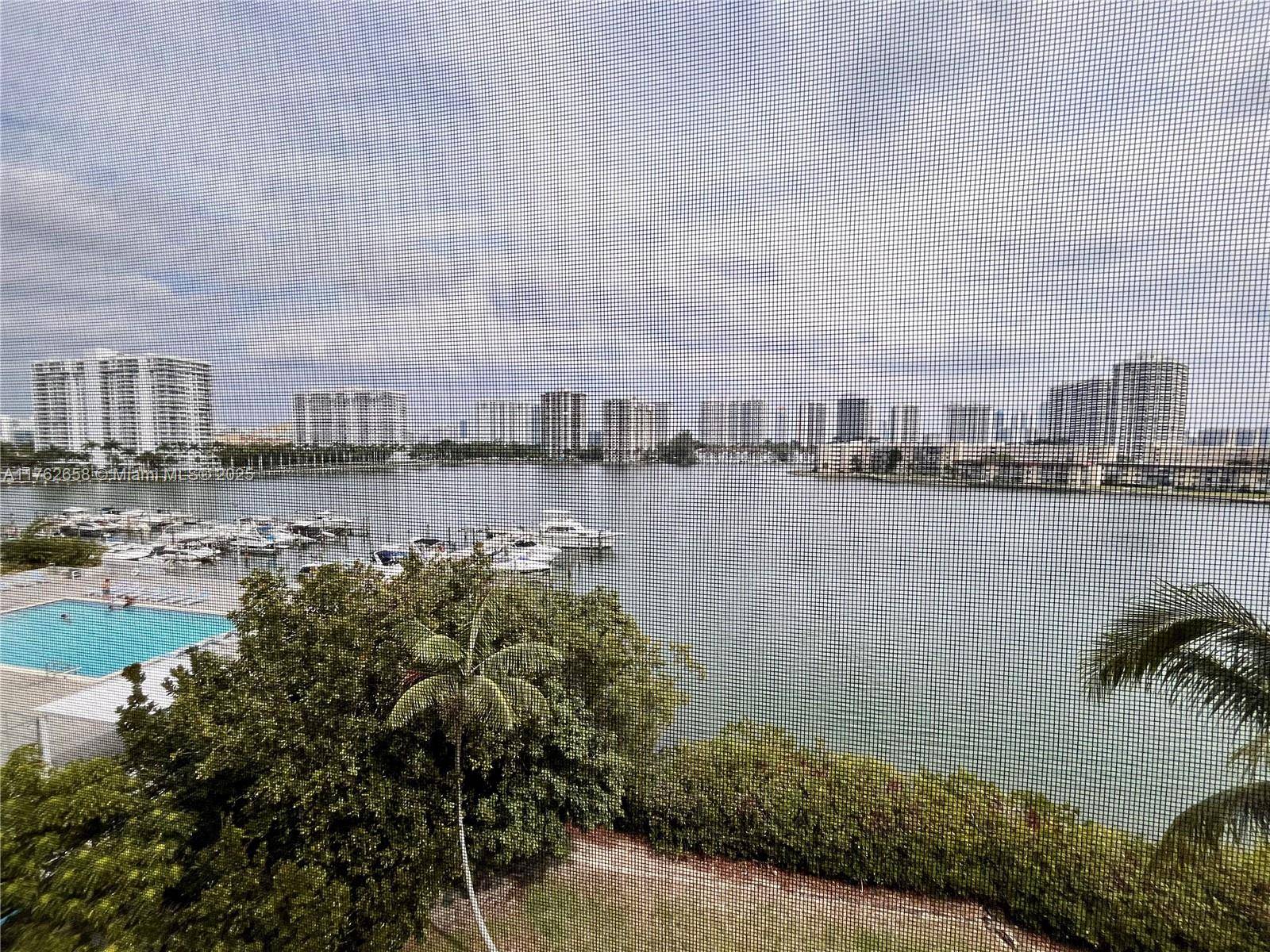 Aventura, FL 33160,2861 Leonard Dr #F601